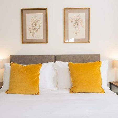 Pass The Keys Stunning 2 Bed Retreat In The Heart Of Bath Apartment Bagian luar foto