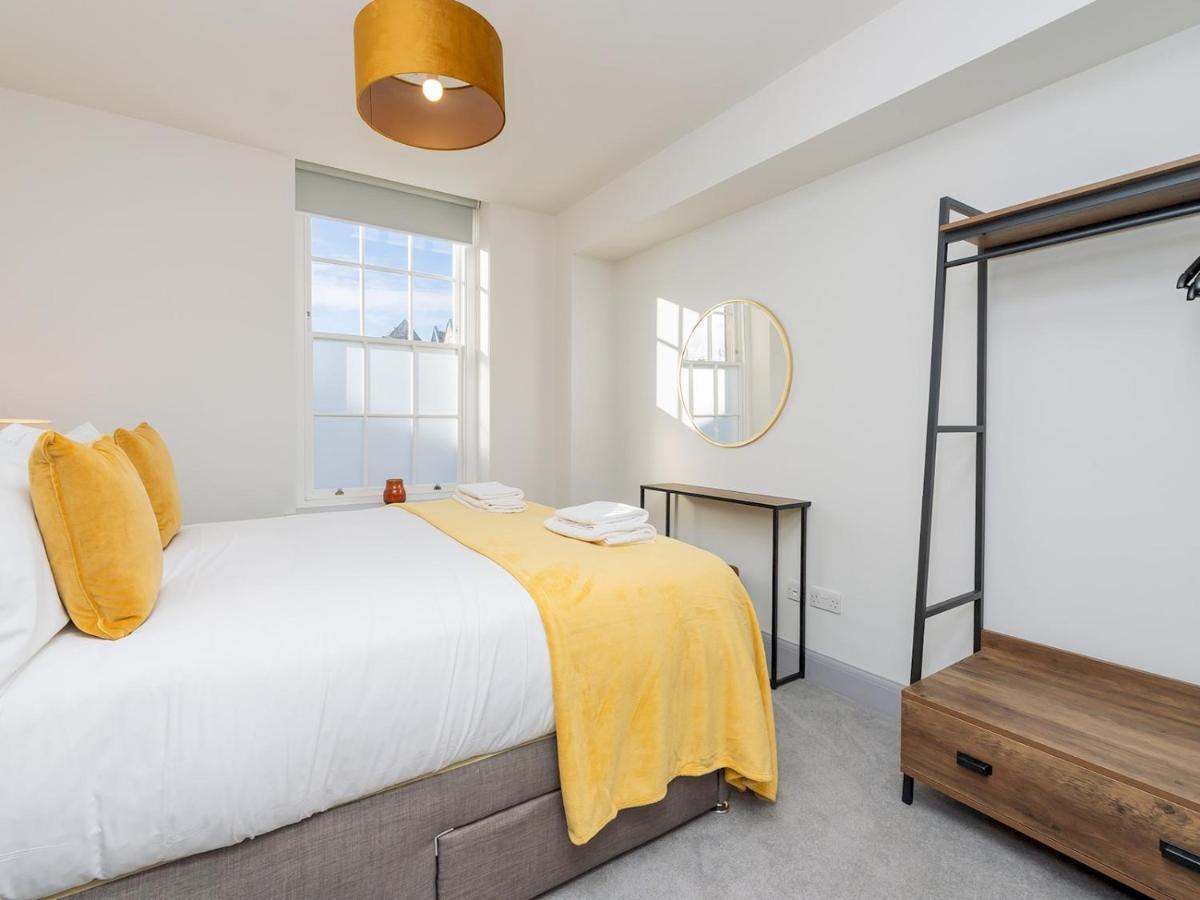 Pass The Keys Stunning 2 Bed Retreat In The Heart Of Bath Apartment Bagian luar foto